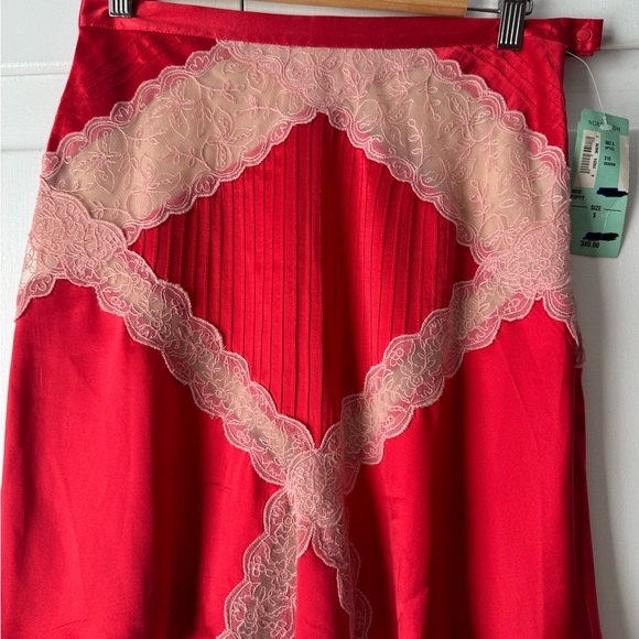 Catherine Malandrino size small/ medium two piece lace and silk set - Picture 2 of 10